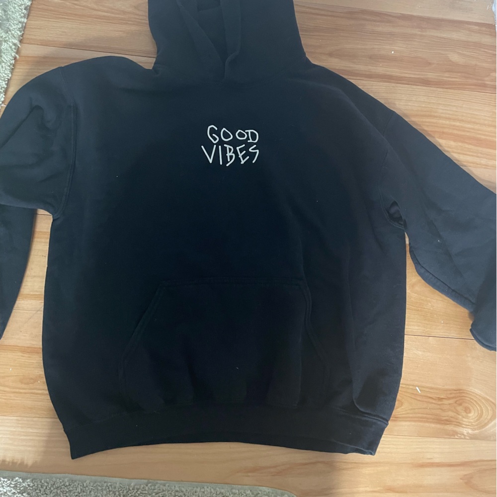 good vibes sweatshirt black